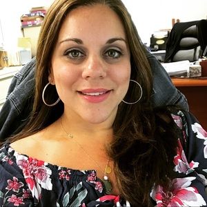 Meet your Posher, Sara